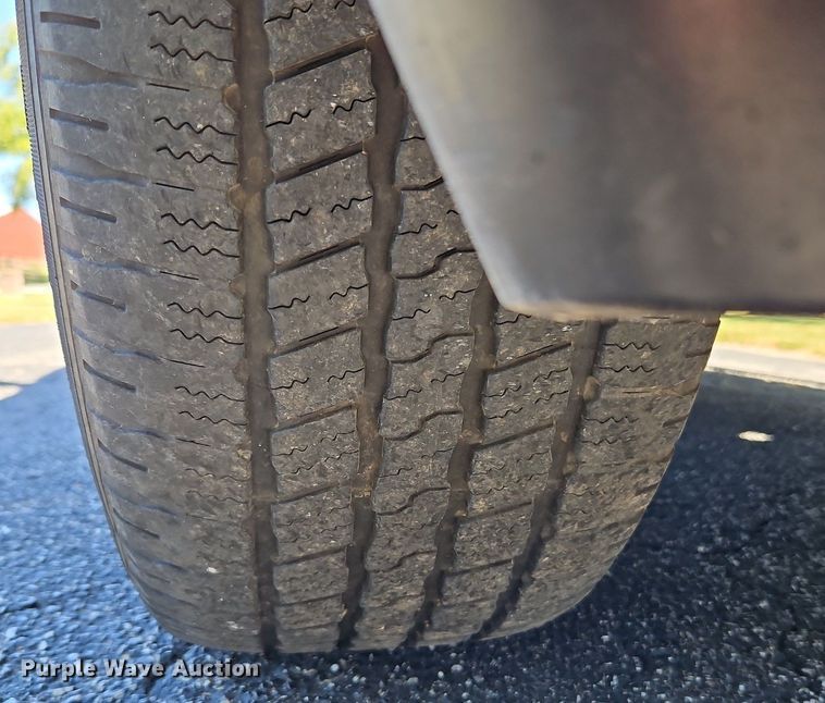 image for item LM9133 2016 Dodge Ram 1500 Limited  Crew Cab pickup truck