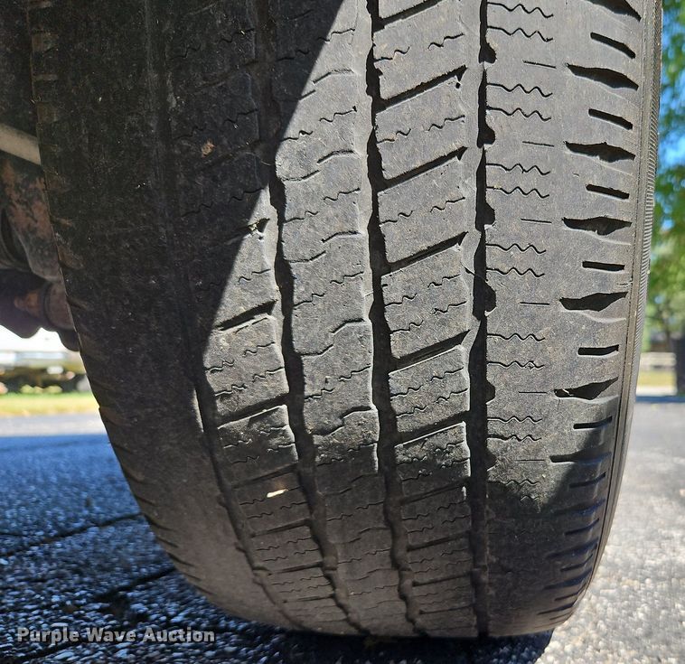 image for item LM9133 2016 Dodge Ram 1500 Limited  Crew Cab pickup truck