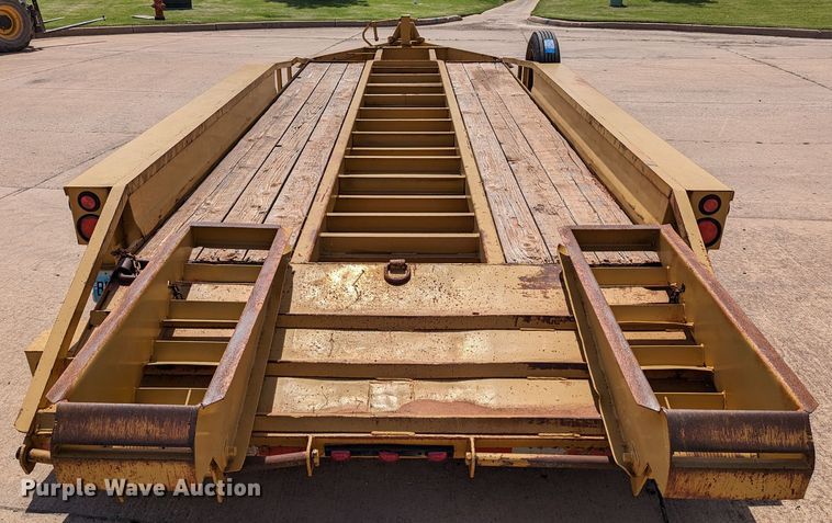 image for item LM9808 1994 Belshe  equipment trailer