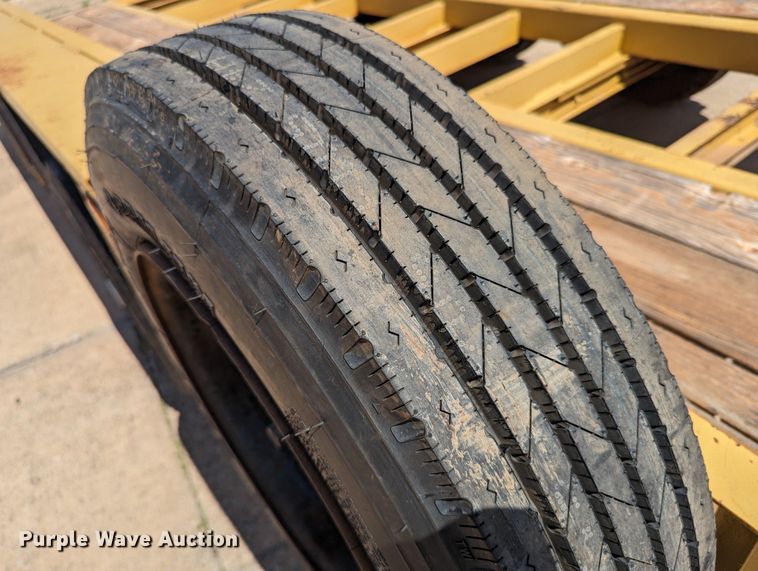 image for item LM9808 1994 Belshe  equipment trailer