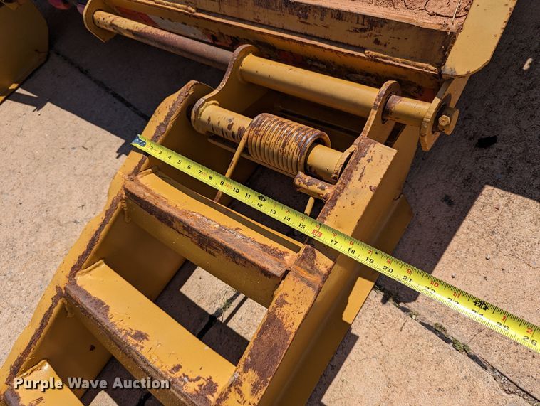 image for item LM9808 1994 Belshe  equipment trailer