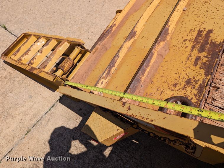 image for item LM9808 1994 Belshe  equipment trailer