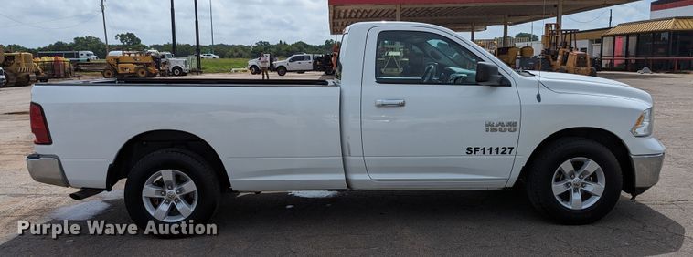 image for item LM9861 2013 Dodge Ram 1500 SLT  pickup truck