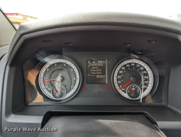 image for item LM9861 2013 Dodge Ram 1500 SLT  pickup truck