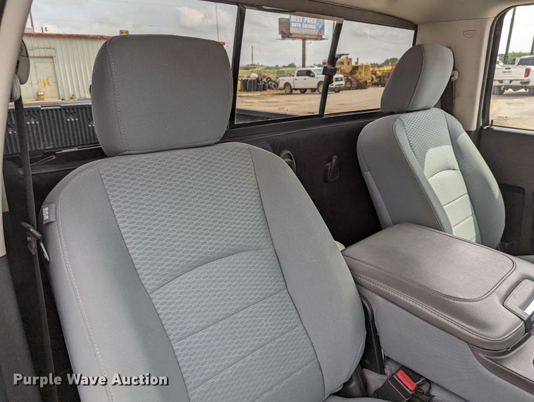 image for item LM9861 2013 Dodge Ram 1500 SLT  pickup truck