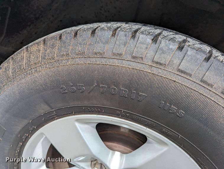 image for item LM9861 2013 Dodge Ram 1500 SLT  pickup truck