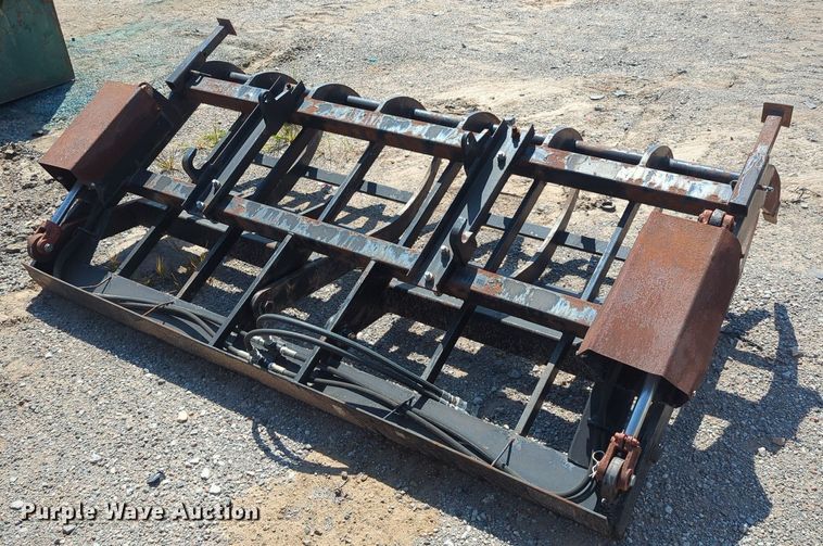 image for item LN9026 Vassar  grapple bucket