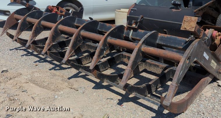 image for item LN9026 Vassar  grapple bucket