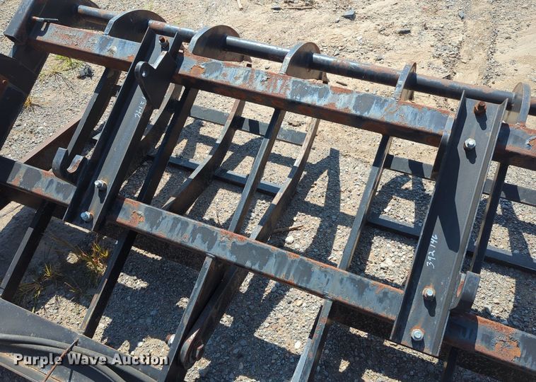 image for item LN9026 Vassar  grapple bucket