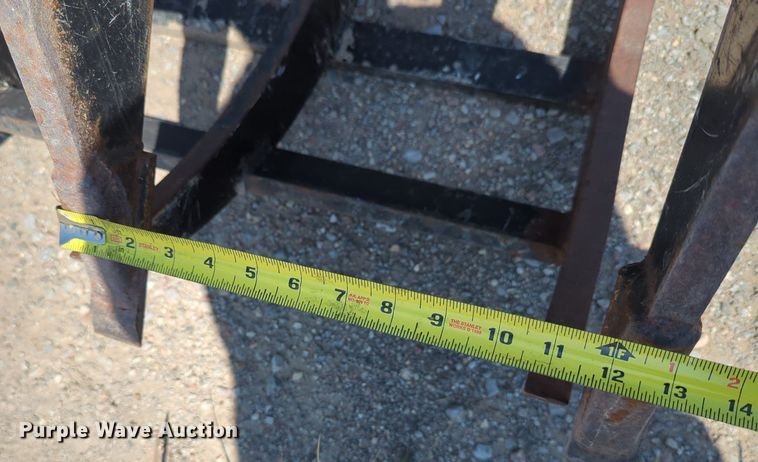 image for item LN9026 Vassar  grapple bucket