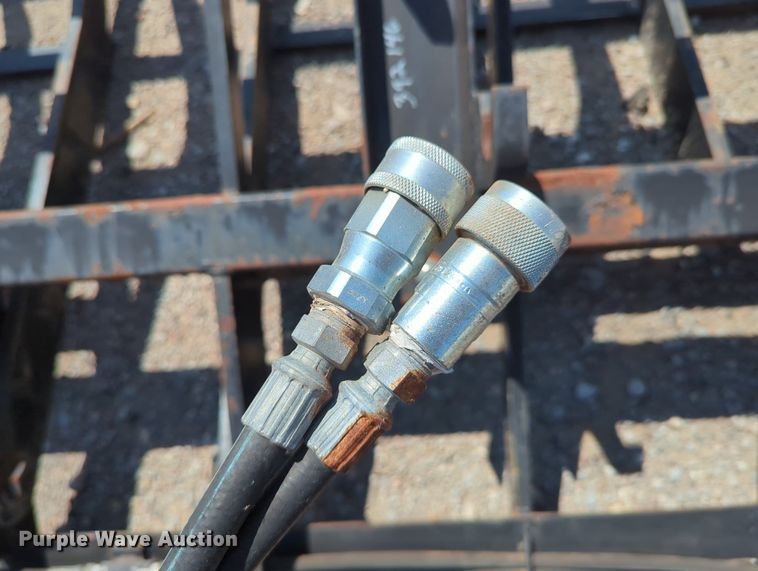 image for item LN9026 Vassar  grapple bucket