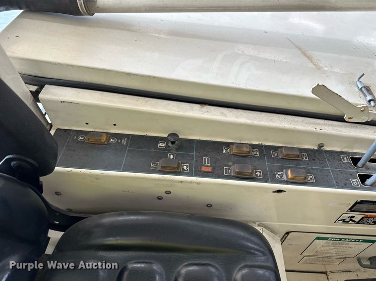 image for item LQ9015 Tennant 365 sweeper