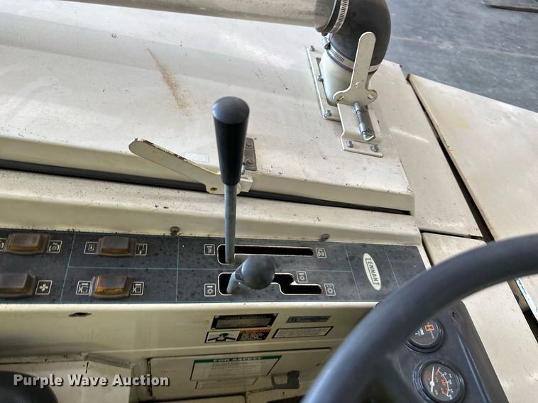 image for item LQ9015 Tennant 365 sweeper