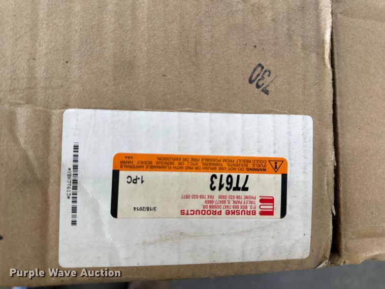 image for item LQ9015 Tennant 365 sweeper