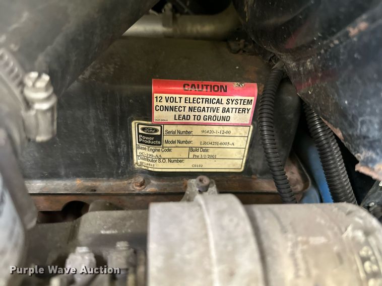 image for item LQ9016 Tennant  8410 sweeper