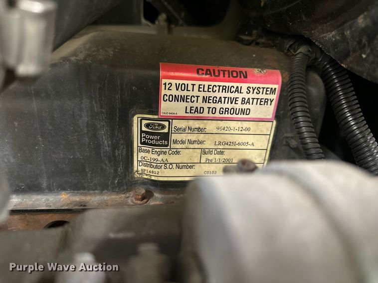 image for item LQ9016 Tennant  8410 sweeper