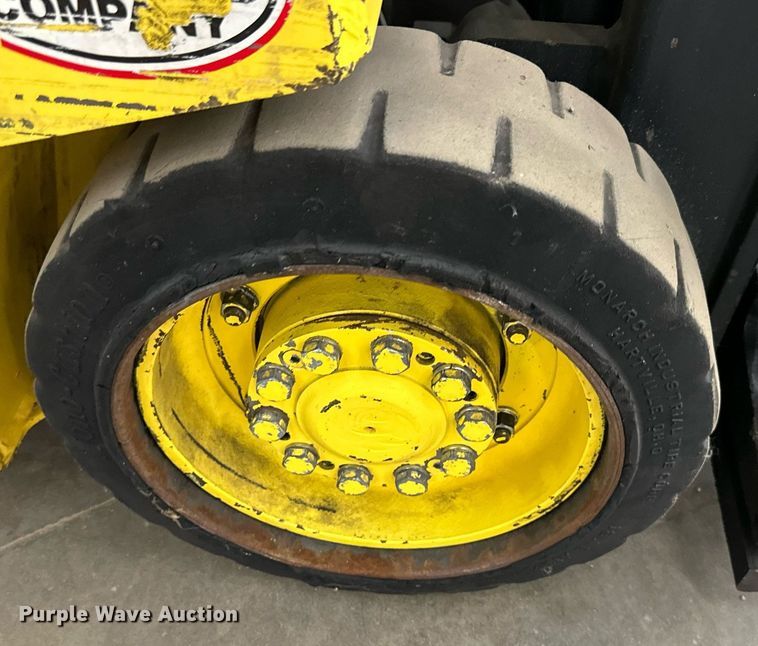 image for item LQ9018 Hyster  30XL2 forklift