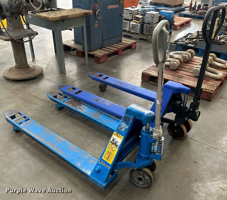 image for item LQ9022 (2) pallet jacks 