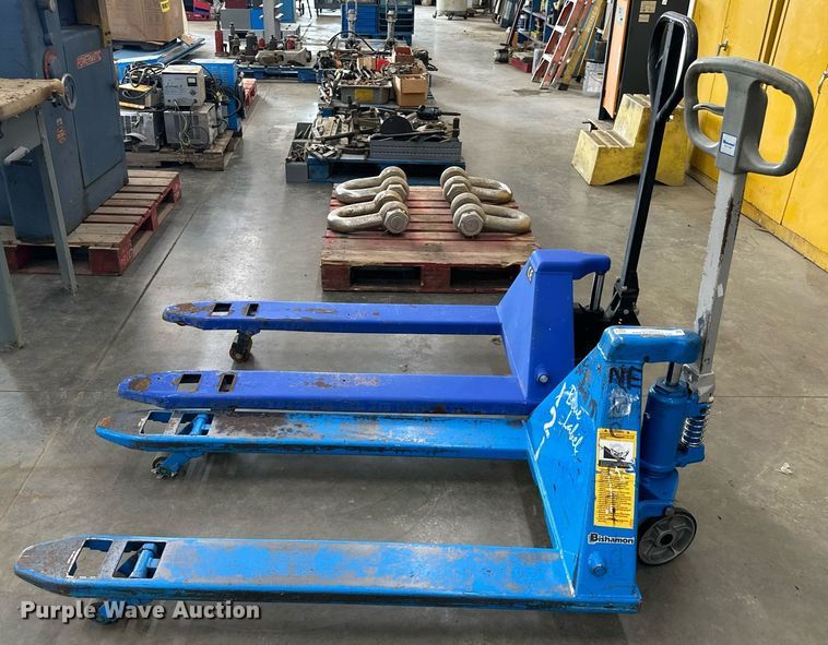 image for item LQ9022 (2) pallet jacks 