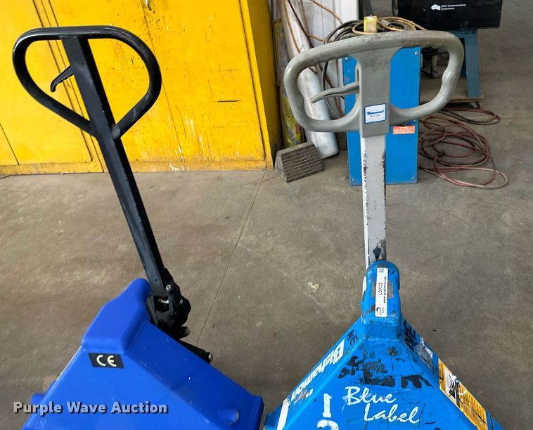 image for item LQ9022 (2) pallet jacks 