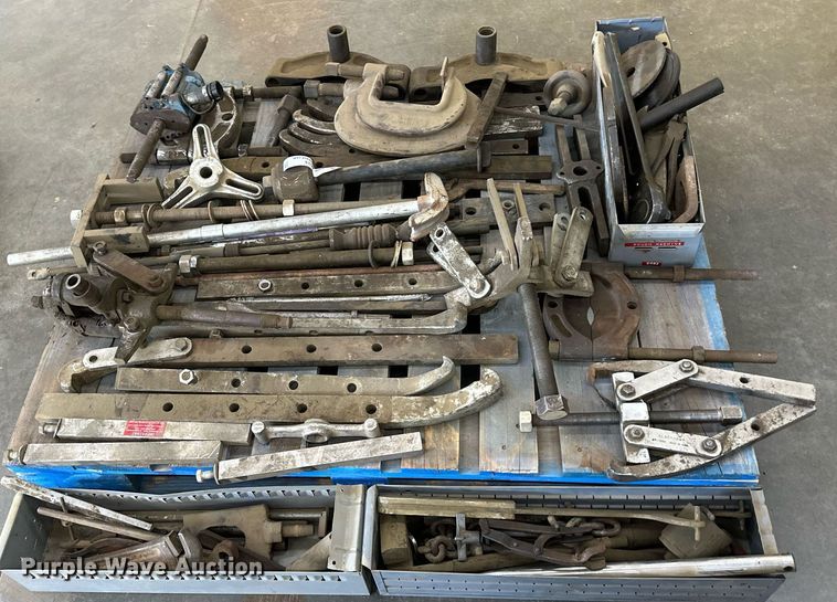 image for item LQ9024 Tools