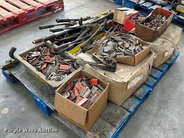 image for item LQ9025 Signode  tools