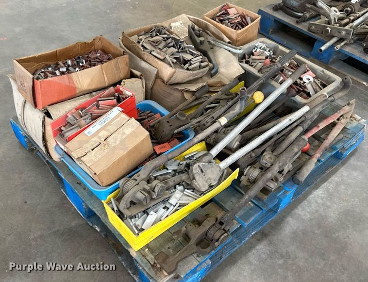 image for item LQ9025 Signode  tools