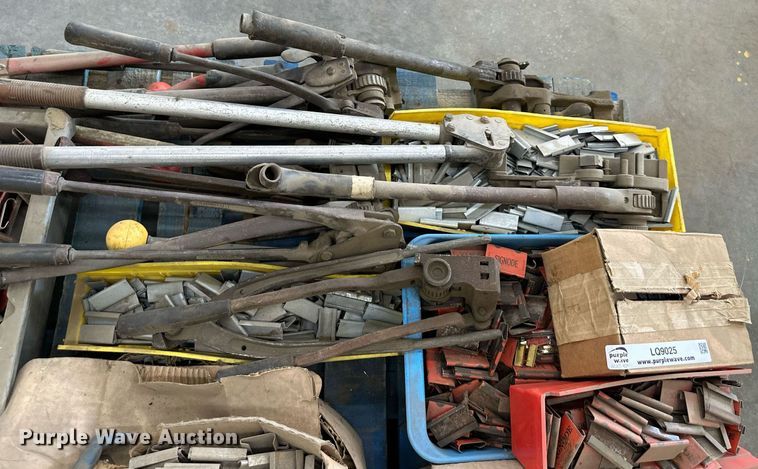 image for item LQ9025 Signode  tools