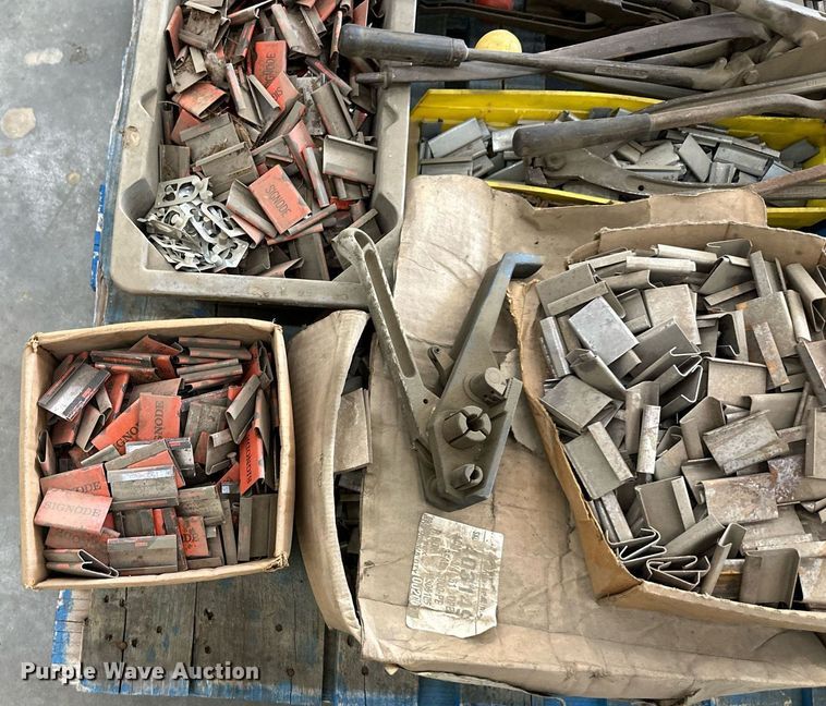 image for item LQ9025 Signode  tools