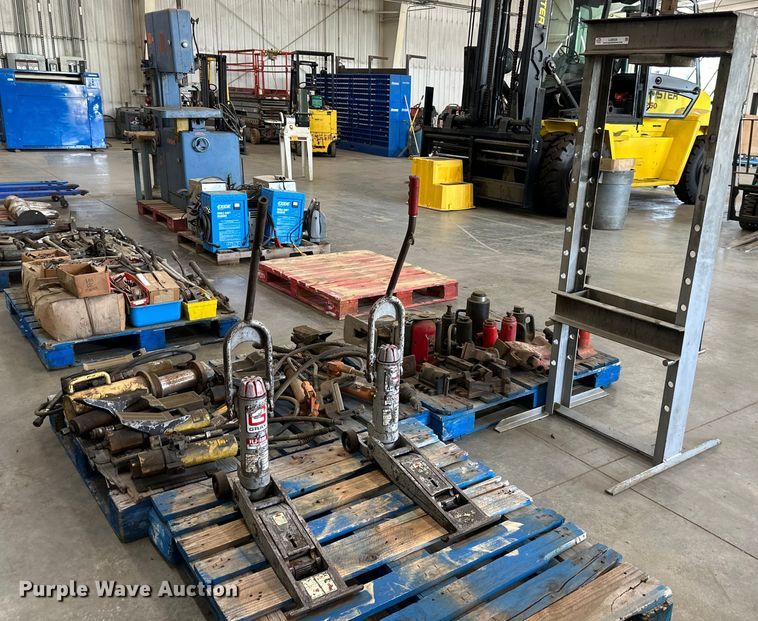 image for item LQ9026 Tools