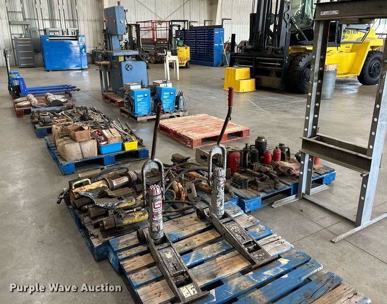 image for item LQ9026 Tools