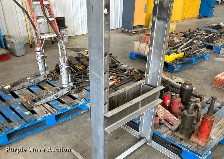 image for item LQ9026 Tools