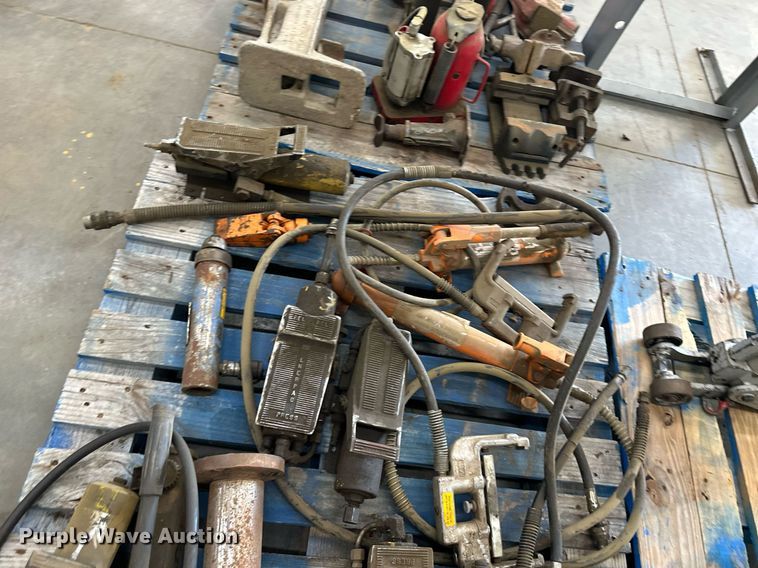 image for item LQ9026 Tools