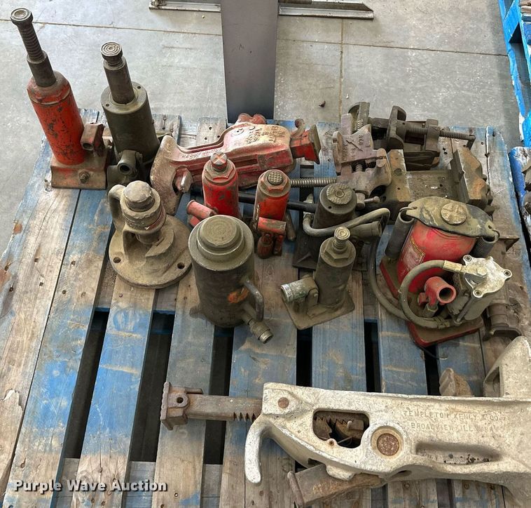 image for item LQ9026 Tools