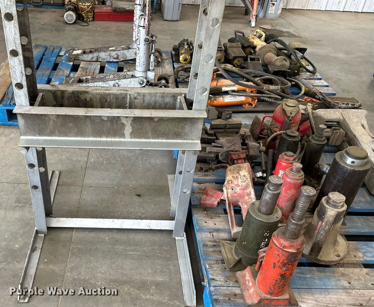 image for item LQ9026 Tools