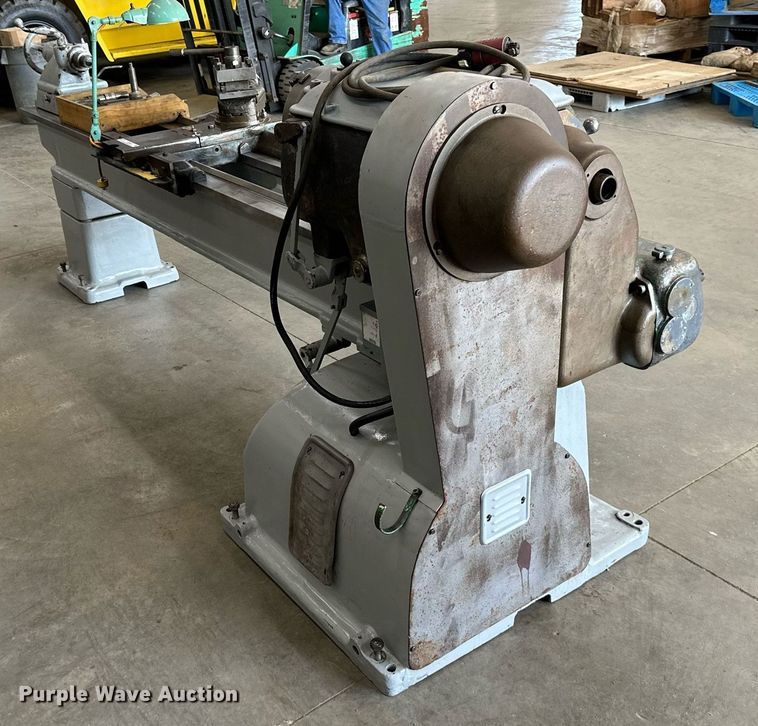 image for item LQ9029 1944 Monarch  CW 16