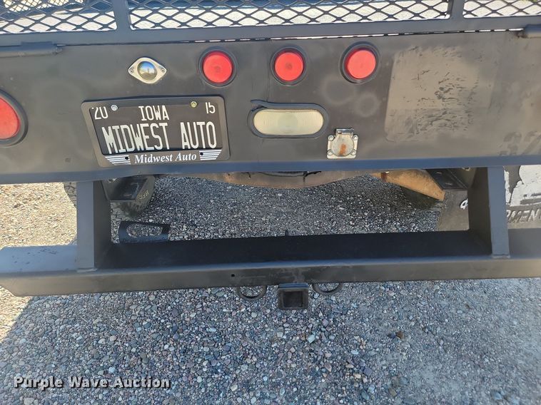 image for item LQ9098 2011 Ford F250 Super Duty XL  Crew Cab flatbed pickup truck