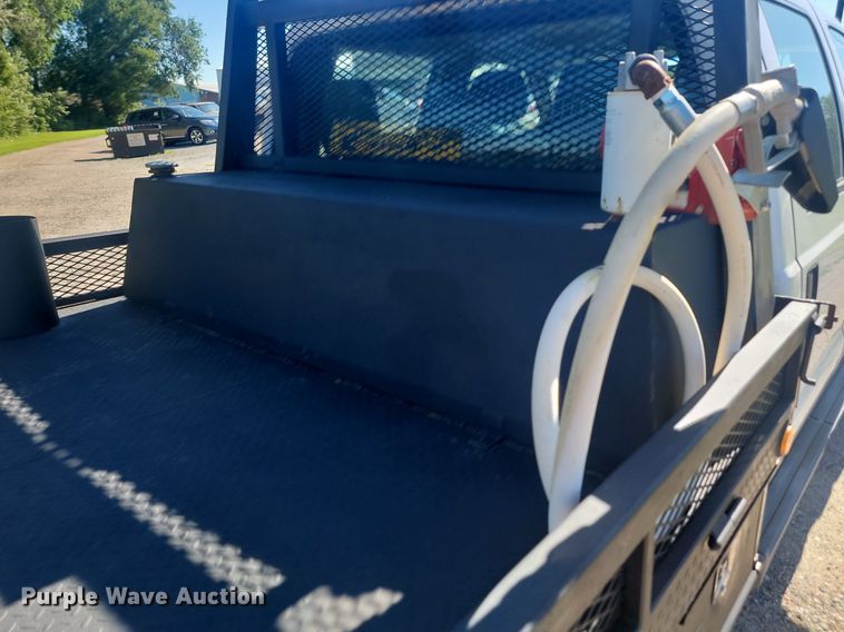 image for item LQ9098 2011 Ford F250 Super Duty XL  Crew Cab flatbed pickup truck