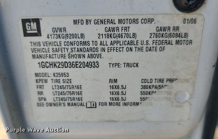 image for item LQ9099 2006 Chevrolet Silverado 2500HD  Ext. Cab utility bed pickup truck