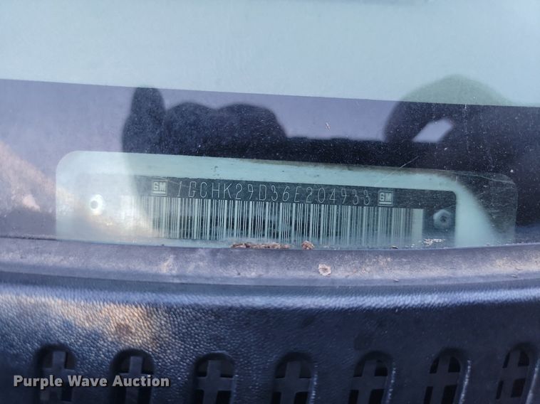 image for item LQ9099 2006 Chevrolet Silverado 2500HD  Ext. Cab utility bed pickup truck