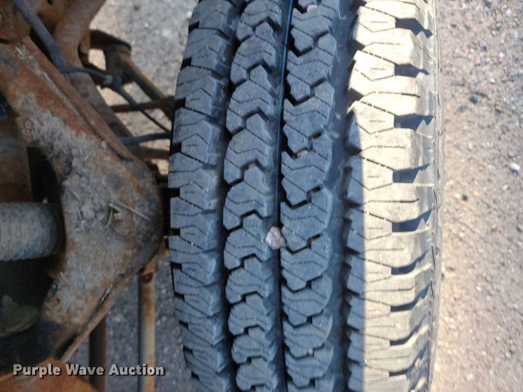 image for item LQ9100 2001 Chevrolet Silverado 2500HD  Crew Cab pickup truck