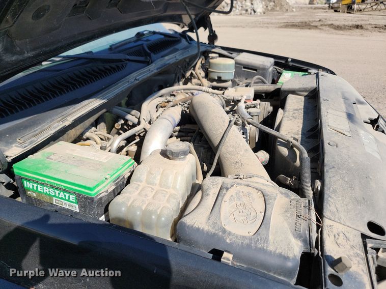 image for item LQ9103 2002 Chevrolet Silverado 2500HD  Ext. Cab pickup truck