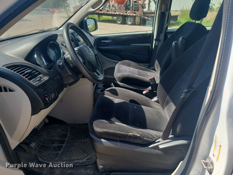 image for item LQ9224 2014 Dodge Grand Caravan  van