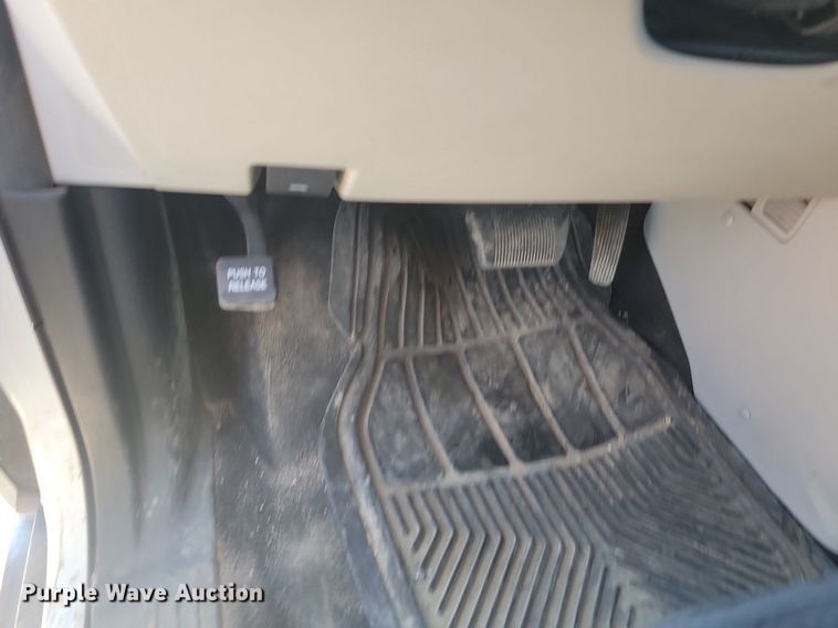 image for item LQ9224 2014 Dodge Grand Caravan  van