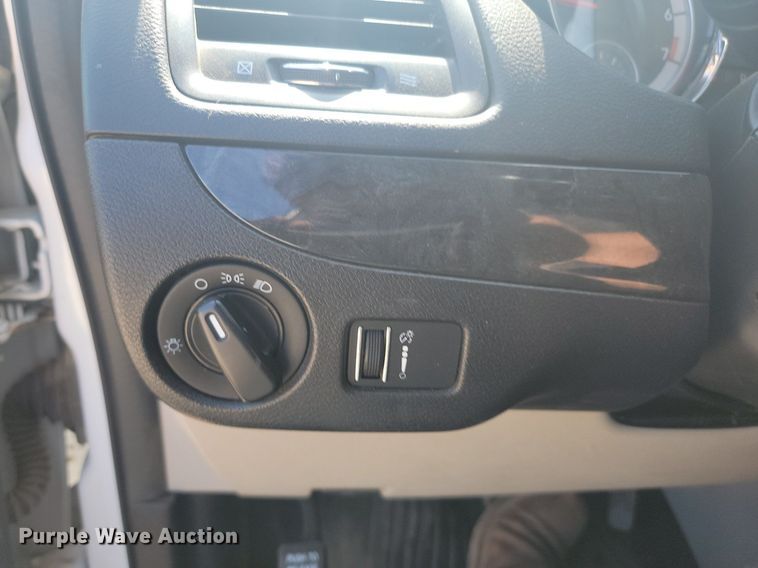 image for item LQ9224 2014 Dodge Grand Caravan  van