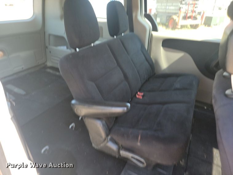 image for item LQ9224 2014 Dodge Grand Caravan  van