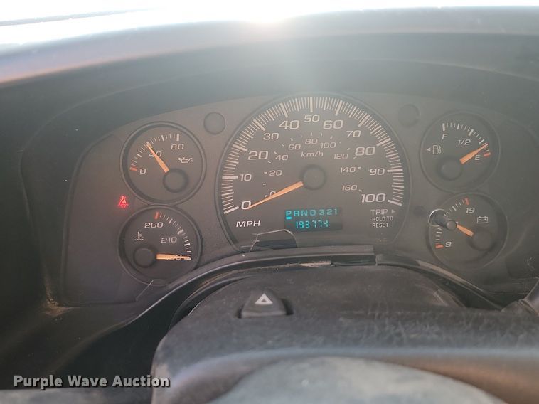 image for item LQ9233 2006 GMC 2500 Savana  van