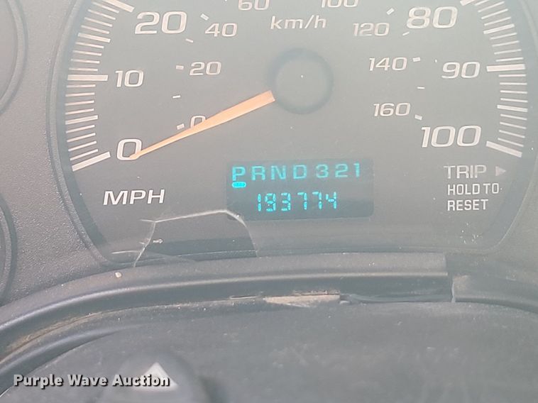 image for item LQ9233 2006 GMC 2500 Savana  van