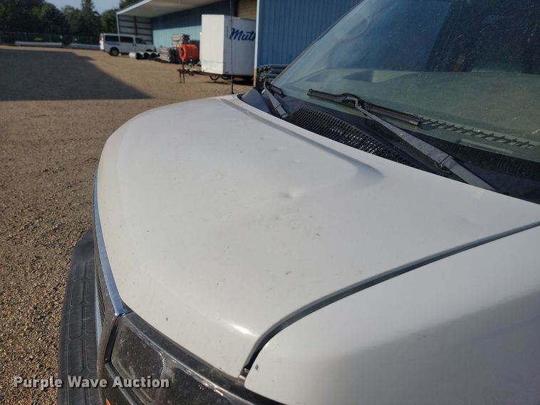 image for item LQ9233 2006 GMC 2500 Savana  van