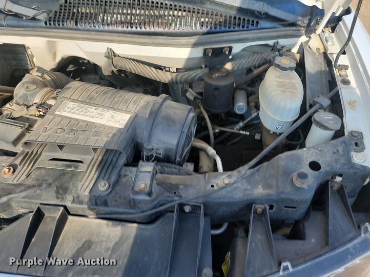 image for item LQ9233 2006 GMC 2500 Savana  van